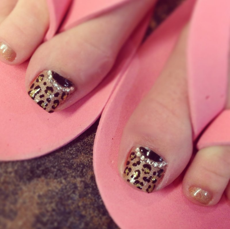DISEÑO DE UÑAS DE ANIMAL PRINT PARA PIES
